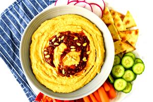 2 tbsp (30 g) Spicy Chipotle Hummus