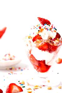 2 Tbsp Ice Cream Topping, Strawberry