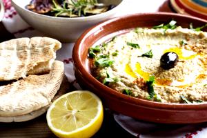 2 tbsp Kalamata Olive Hummus