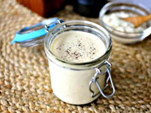 2 tbsp Parmesan Peppercorn Salad Dressing