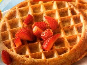 2 waffles (70 g) Nutri-Grain Low Fat Whole Wheat Waffles