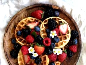 2 Waffles Waffle, Red Berries