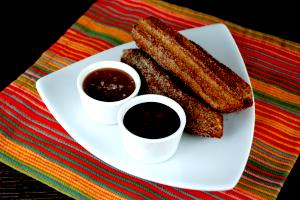 20 pieces (28 g) Cinnamon Churros