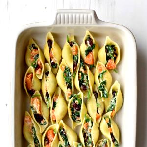 283 Grams Stuffed Pasta Shells Bowl