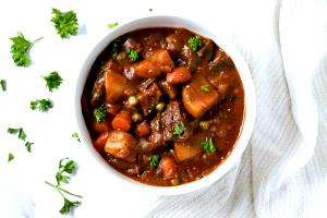 3/4 cup (170 g) Beef Stew