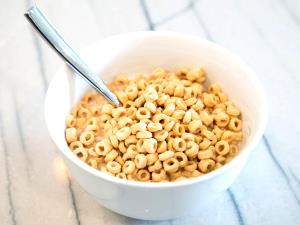 3/4 cup (37 g) Simply Fiber Cereal