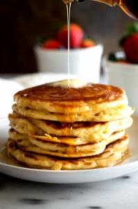 3 pancakes (120 g) Buttermilk Pancakes