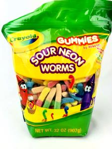 3 peices (32 g) Gummy Worms