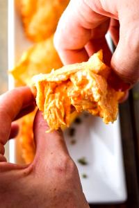 3 pieces (85 g) Buffalo Style Chicken Rangoons