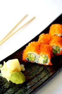 3 pieces (90 g) Sunny California Roll