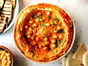 31 Grams Hummus, Neo Classic Roasted Red Pepper W/Red Peppers & Parsley