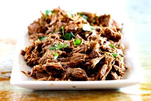 4 oz (113 g) Pulled Beef