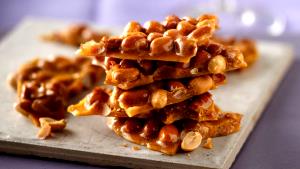 4 pieces (40 g) Soft Peanut Brittle