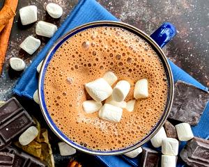 401 Grams HOT CHOCOLATE - Medium - Soy Milk - Milk Chocolate - With Non-Fat Whip