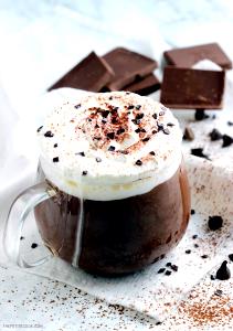 405 Grams HOT CHOCOLATE - Medium - 2% Milk - Milk Chocolate - With Whip