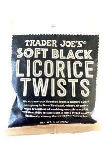 5 pieces (40 g) Soft Black Licorice Twists