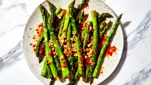 5 pieces Asparagus