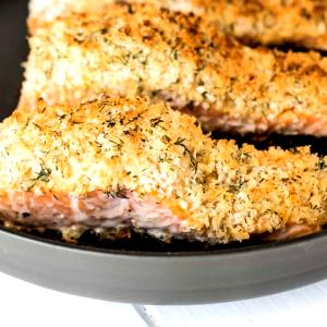 6 oz (170 g) Parmesan Crusted Salmon