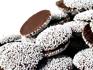 7 nonpareils (40 g) Chocolate Nonpareils