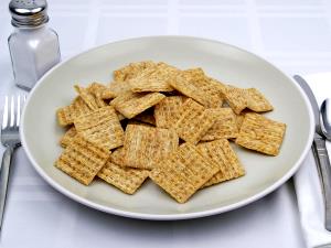 8 crackers (32 g) Reduced Fat Woven Wheats