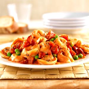 8 Oz Tortellini With Seasoned Tomato Sauce