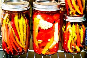 9 Peppers Hot Peppers In Vinegar